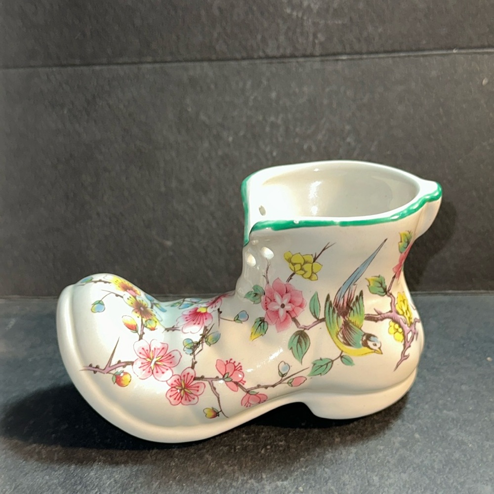STAFFORDSHIRE Vintage Old Foley James Kent boot